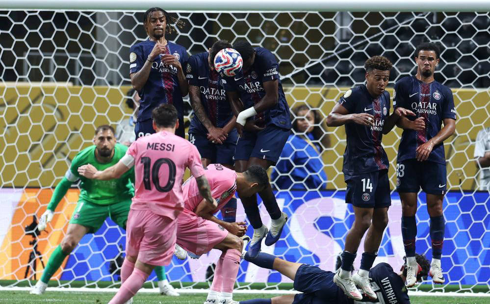 金元足球时代：利雅得新月的胜利和特例背后的故事